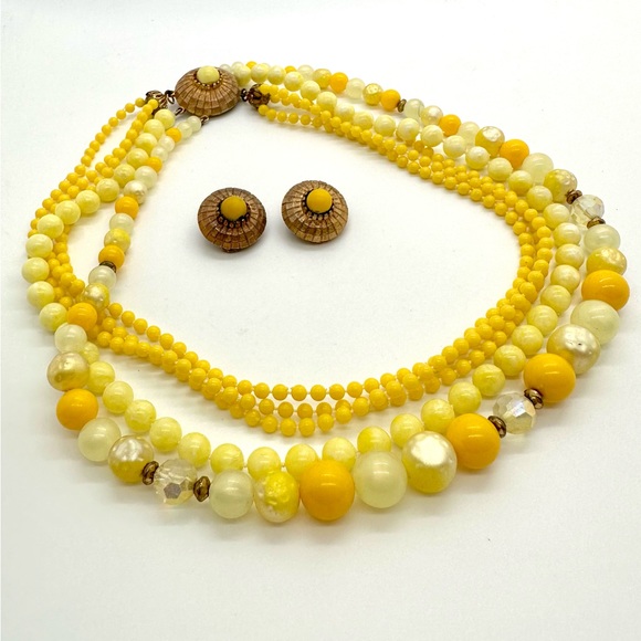 Vintage Yellow Necklace Demi Set - Picture 7 of 17